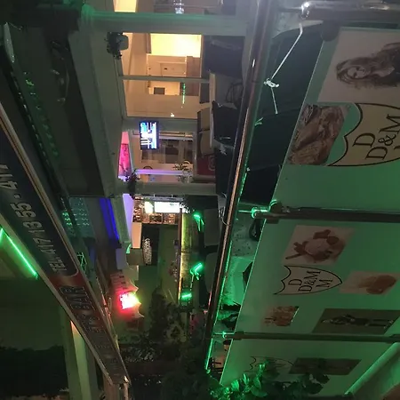 酒店 Dm *